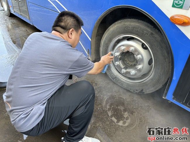 石家莊公交201路車隊(duì) 多措并舉護(hù)航開(kāi)學(xué)季