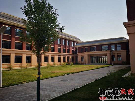 石家莊旅游學校